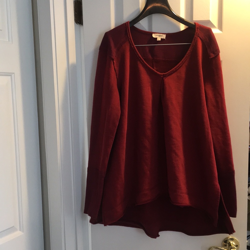 Sweatshirt